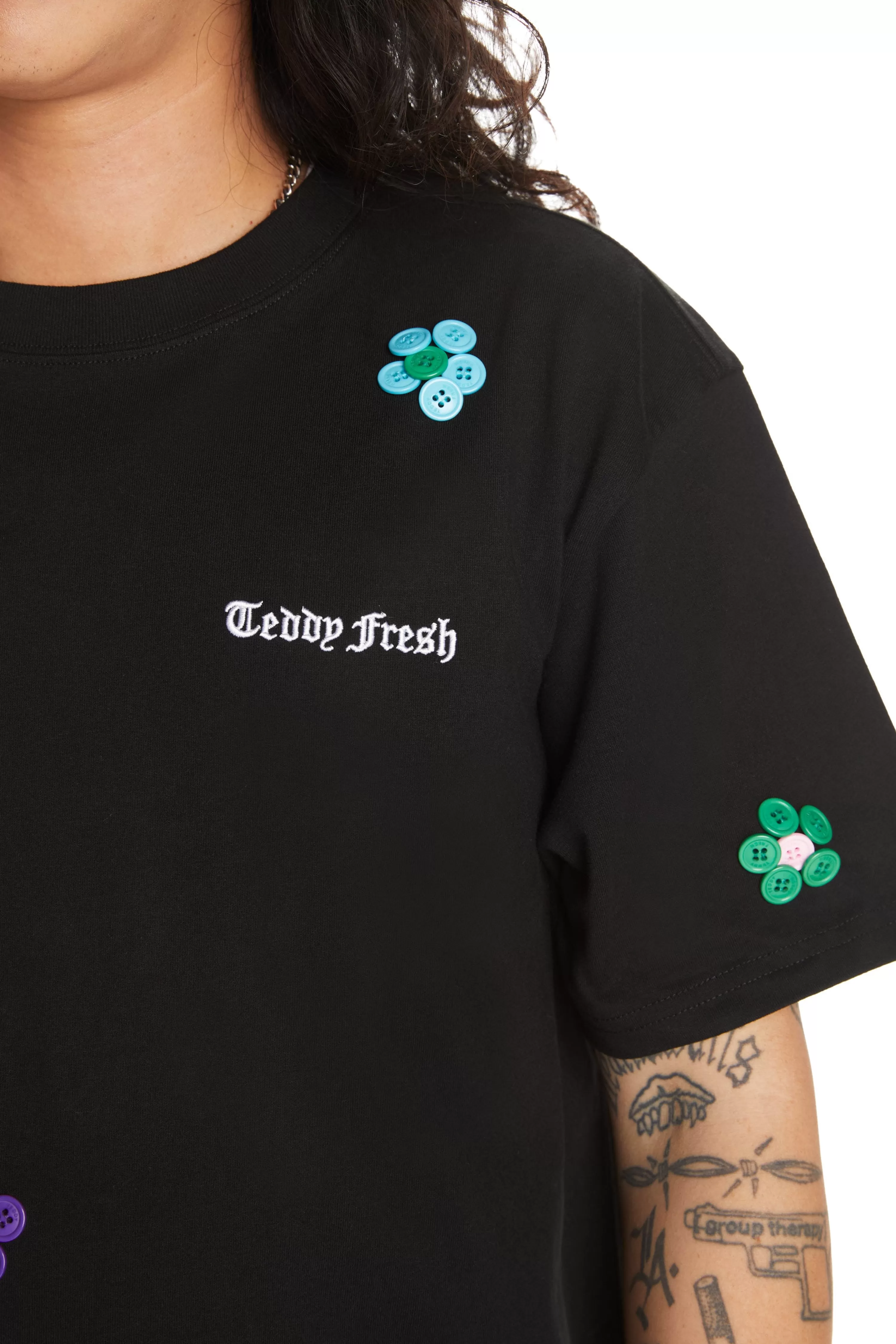 Button Flowers Tee-Teddy Fresh Best